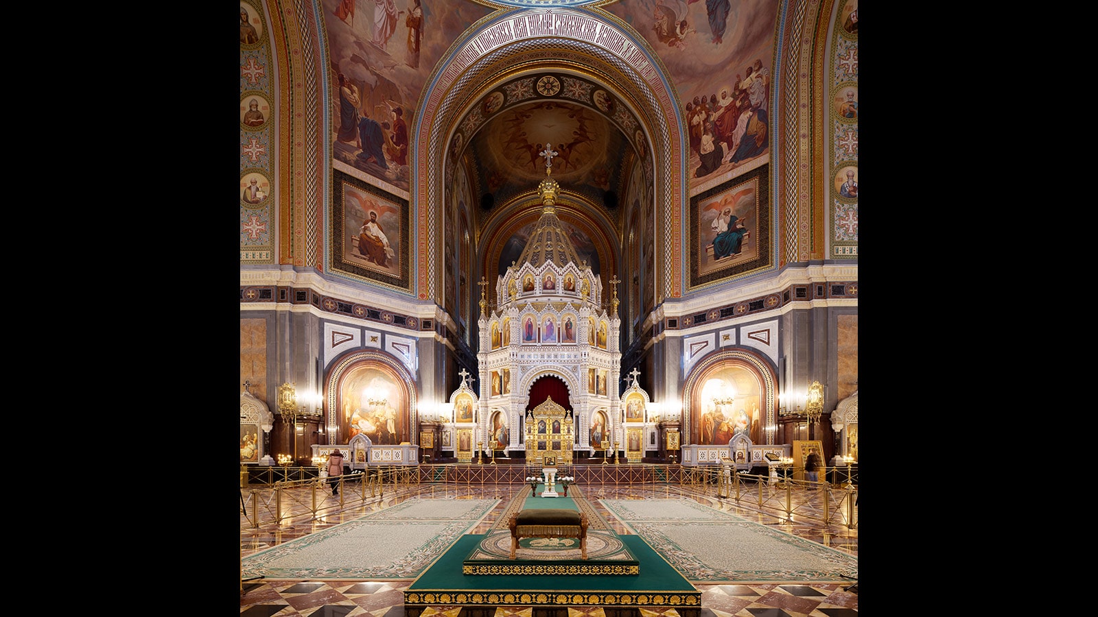 Meyer Sound CAL Brings Clarity to Reverberant Moscow Cathedral
