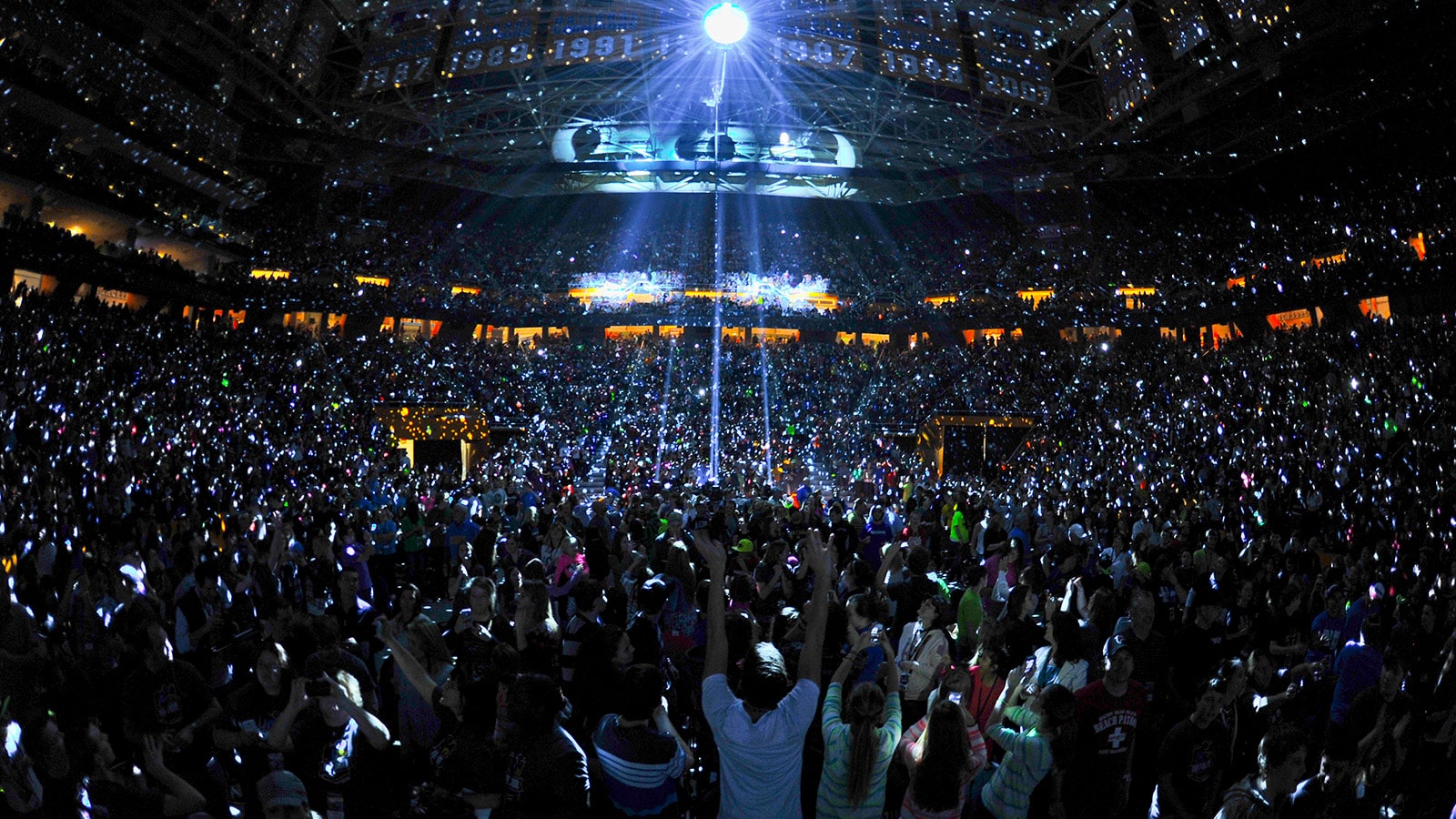 Winter Jam Tours 58 U.S. Cities with Meyer Sound LEO