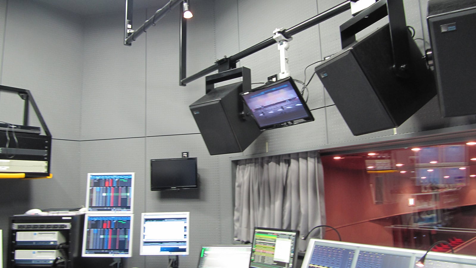 Japan's Takarazuka Theatre Upgrades 12-Year Meyer Sound System to M'elodie and MICA