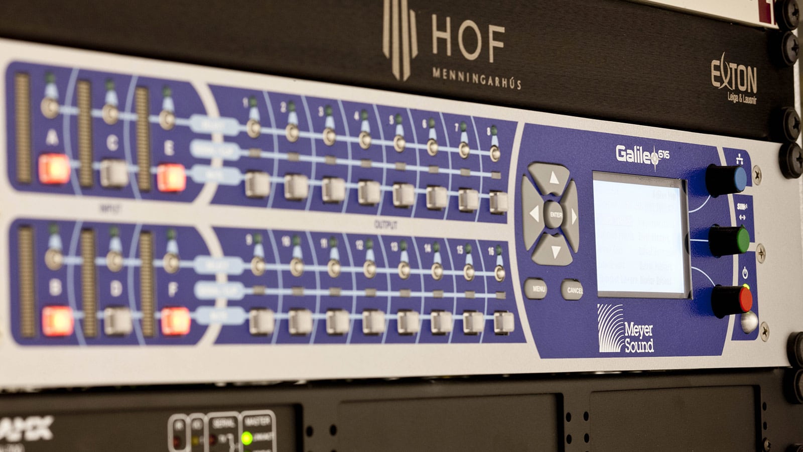 From Conferences to Concerts, Meyer Sound M1D Covers the Gamut at Iceland's Hof Menningarhús