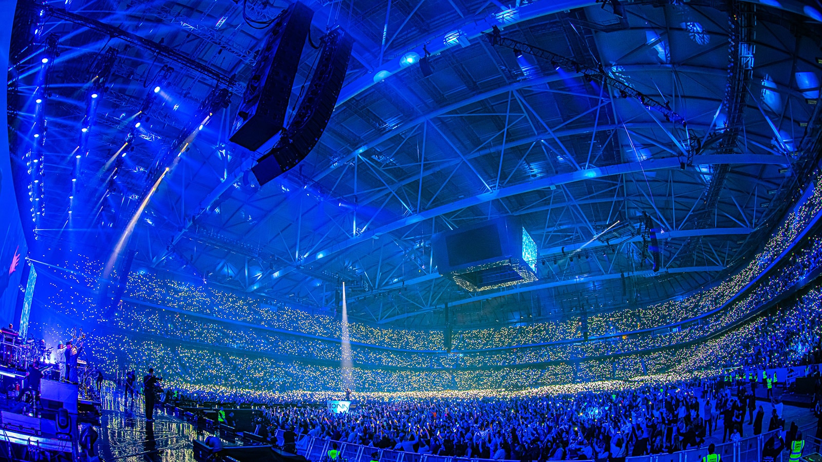 Meyer Sound and Bright Group Support Memorable Avicii Tribute Concert with Massive LEO Family System