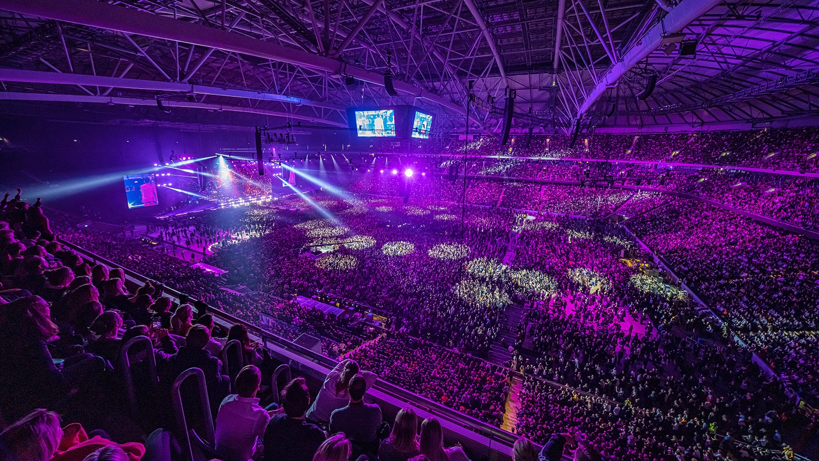 Meyer Sound and Bright Group Support Memorable Avicii Tribute Concert with Massive LEO Family System